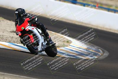 media/Jun-07-2025-TrackDaz (Sat) [[4413525952]]/C Group/1240pm (Turn 1)/